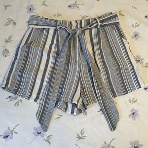 ILLA ILLA Linen Nautical Shorts